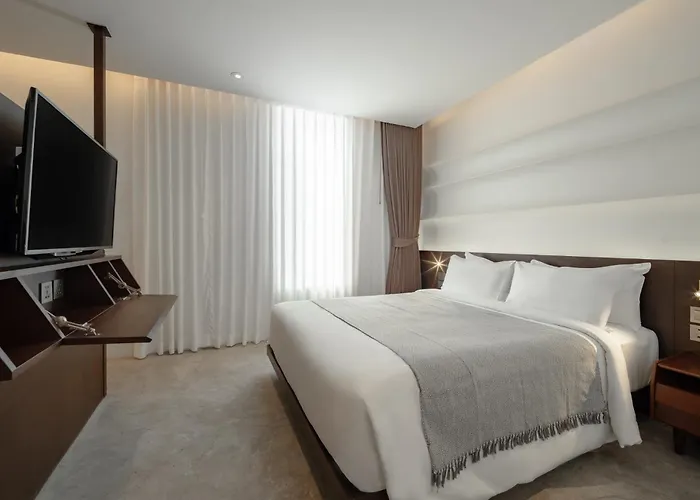 Nidhra Boutique Sukhumvit 3*