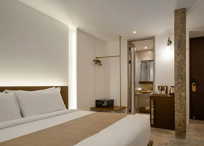 Nidhra Boutique Sukhumvit