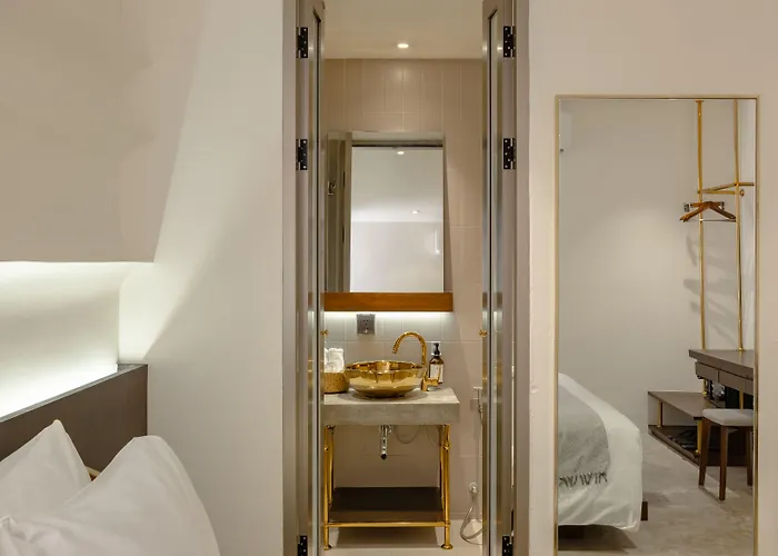 Nidhra Boutique Sukhumvit